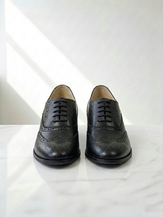 Wide Fit Oxford Brogues in Tan