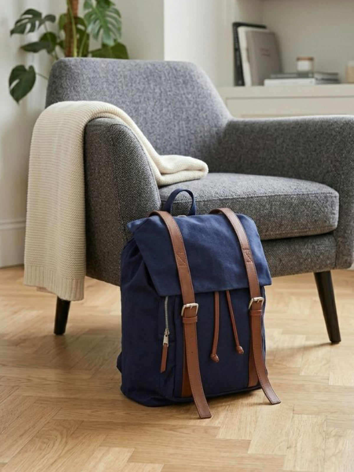 Duffel Bag in Dark Blue