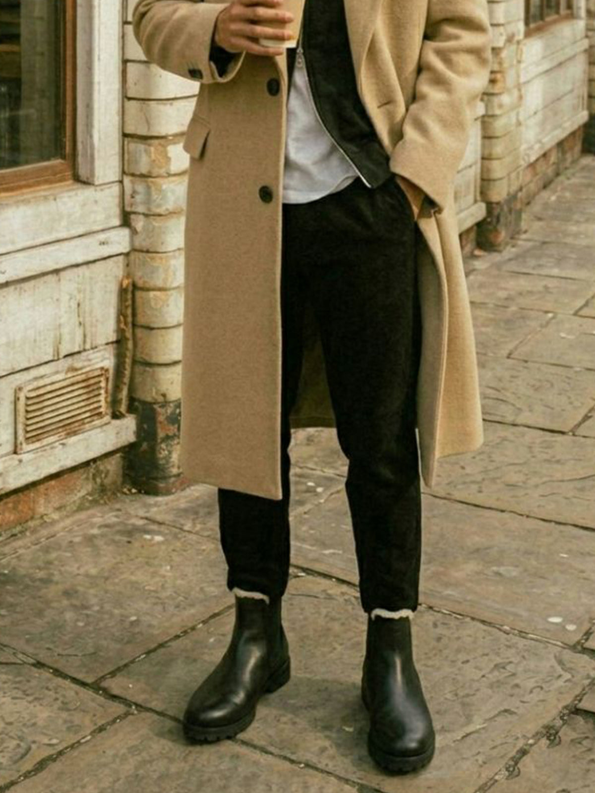 Luxe Insulated Deep Tread Chelsea Boots in Black