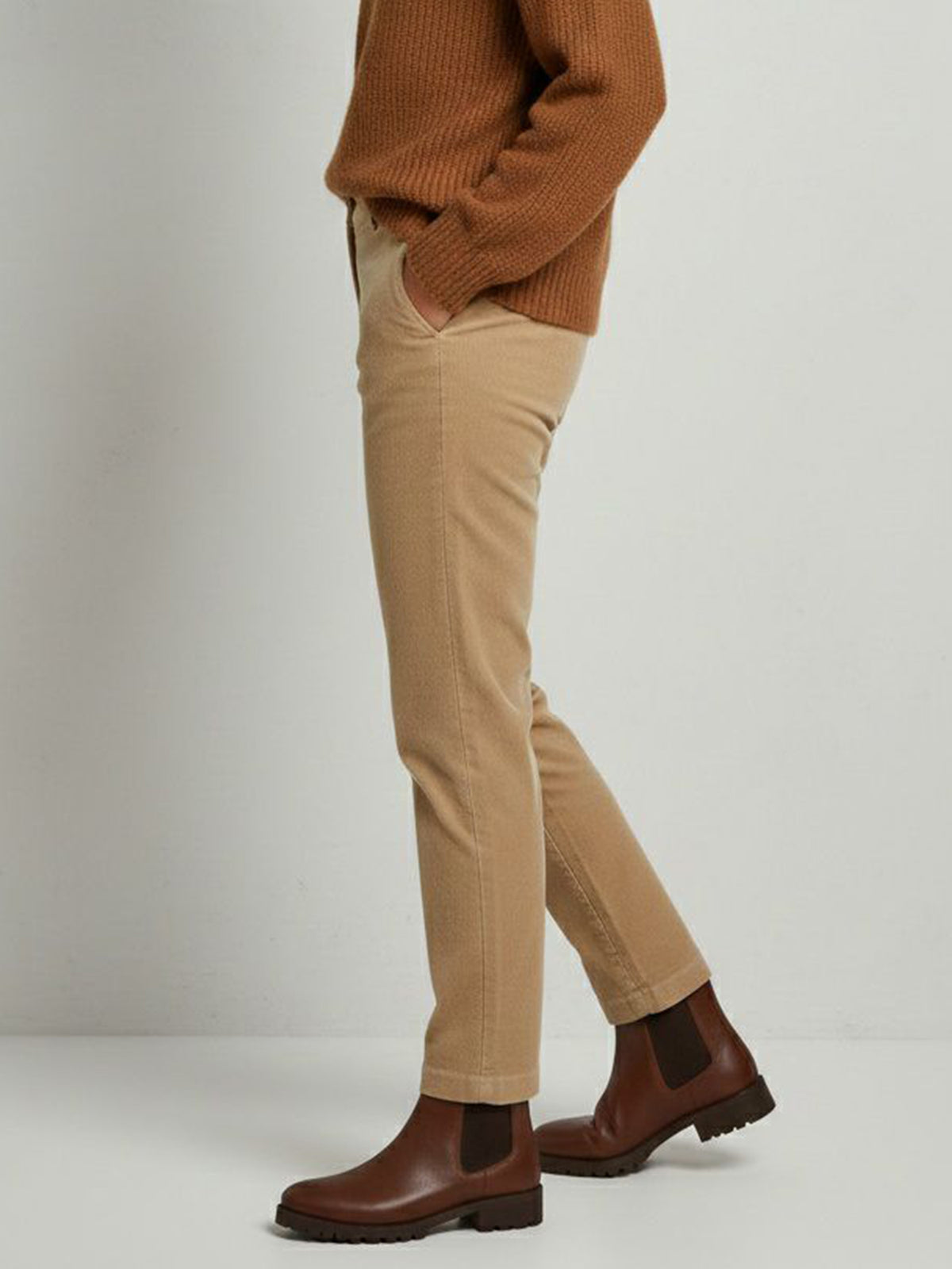 Luxe Smart Chelsea Boots