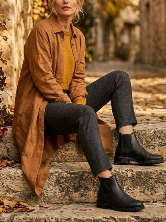Insulated Waterproof Chelsea Boots in Black