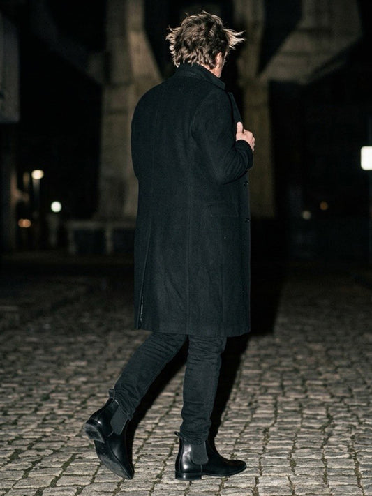 Chelsea Boots in Black