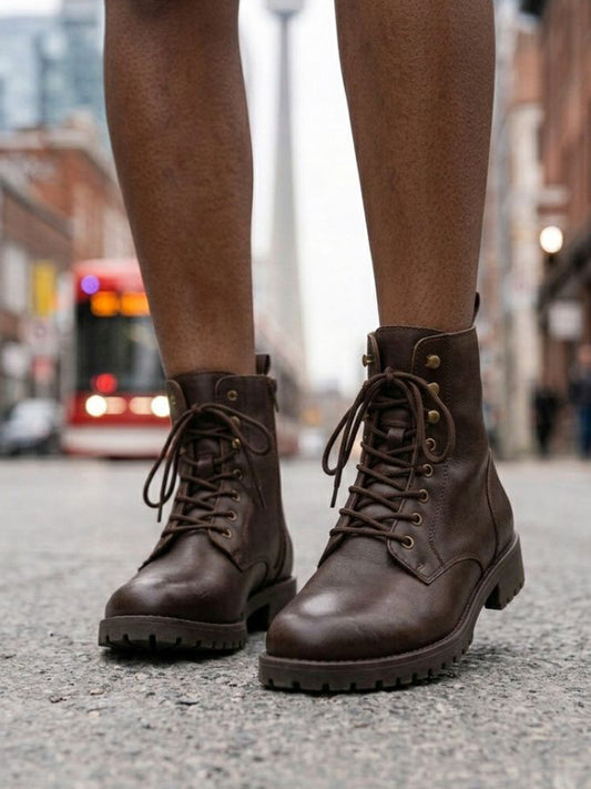 Work Boots in Chestnut