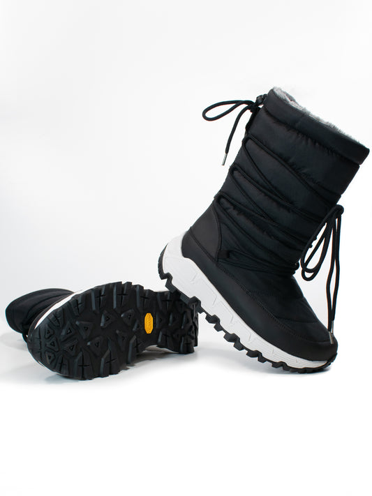 WVSport Quilted Snow Boots in Black