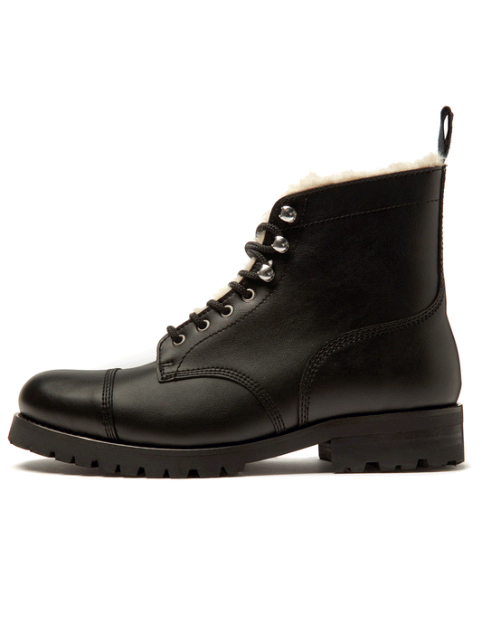 Insulated Work Boots in Black