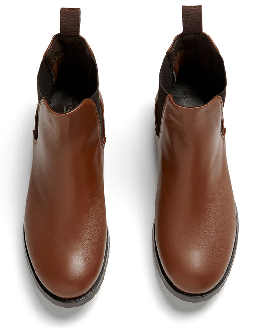 Luxe Smart Chelsea Boots in Black