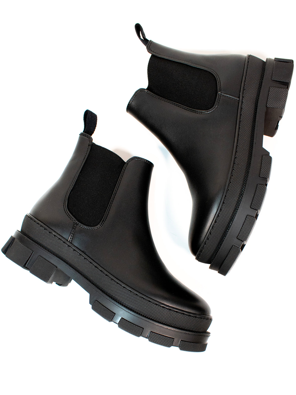 Luxe Track Sole Chelsea Boots in Black