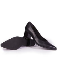 Point Toe Pumps, toe detail