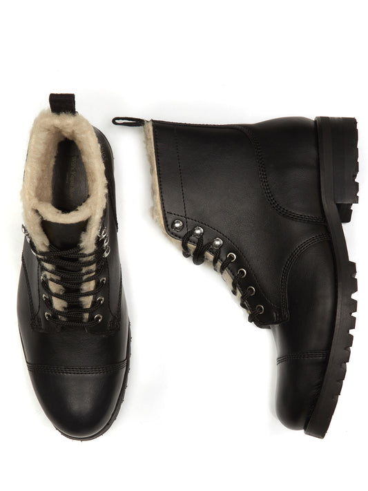 Insulated Work Boots in Black