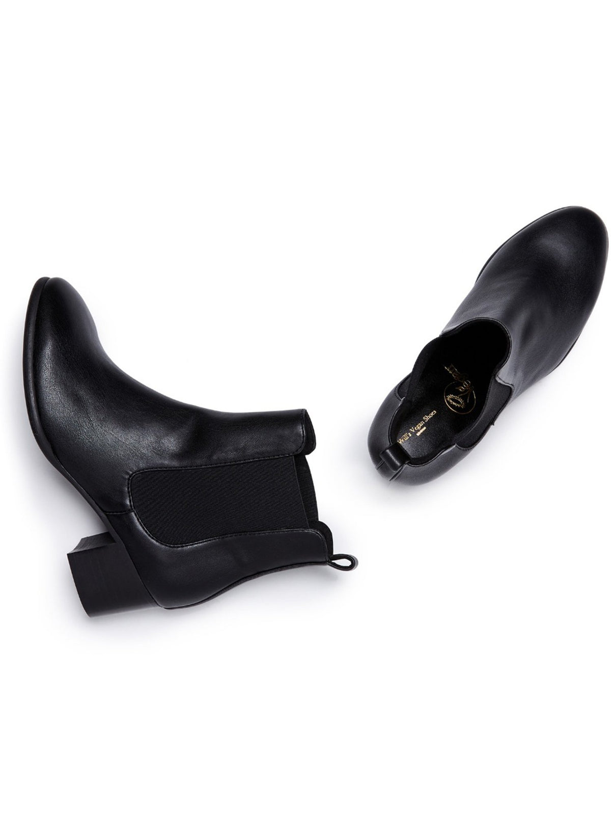Almond Toe Chelsea Boots, toe detail